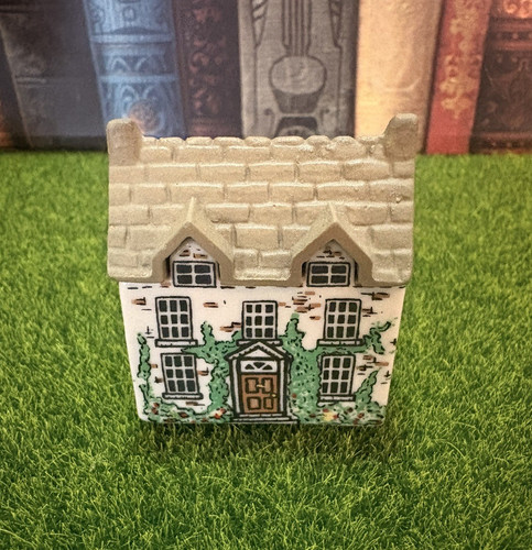 Wade whimsey why village - ,
