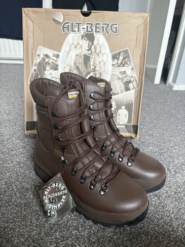 Altberg defender army - army, hiking