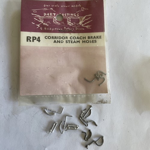 4mm dart and - 4mm, white