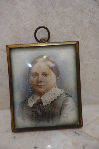 Antique victorian gold frame - victorian,