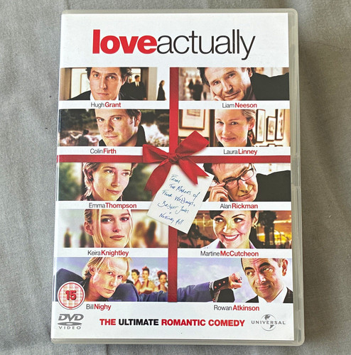 Universal pictures love - pictures,