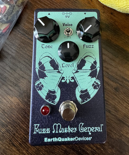 Earthquaker devices fuzz - earthquaker,