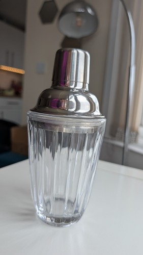 Small and simple glass - simple,