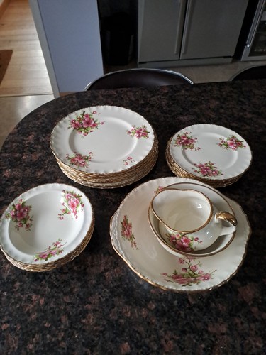 Cream petal grindley set - cream,
