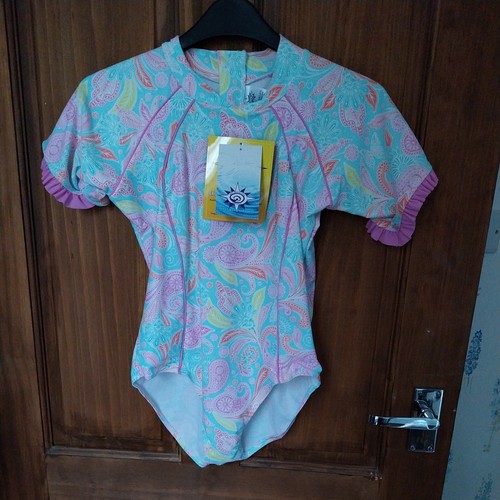 Sun emporium girls - sun, swim