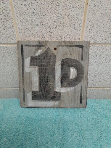 Vintage small wooden retro - vintage,