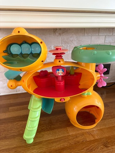 Happyland martian house - martian,