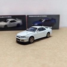 Paudi 1/64 Scale Nissan