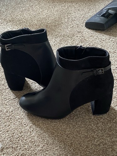 Black heeled women - heeled, boots