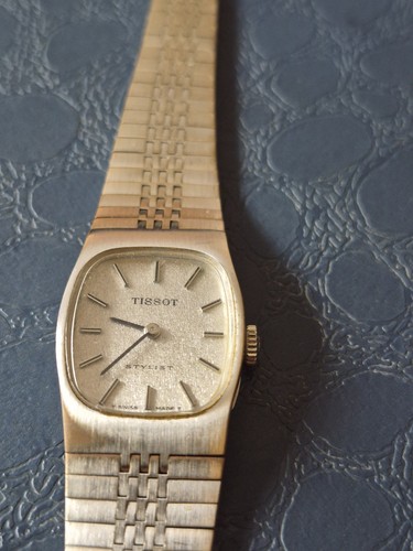 Vintage 1975 ladies tissot - ladies,
