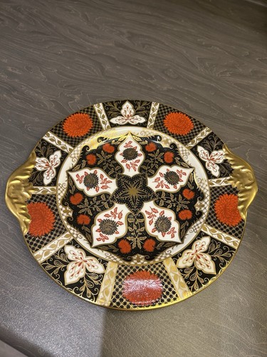 Abbeydale chrysanthemum cake