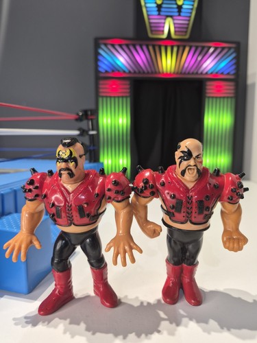 Hasbro legion doom road - hasbro,