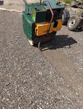 2015 pedestrian terex roller and trailer done 850 hours runs and vibes good