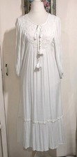 Vintage Style White Indian