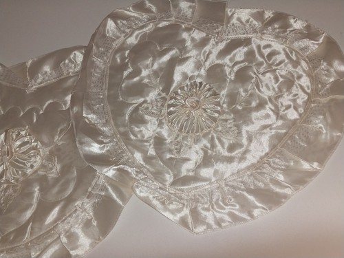 Vtg satin shiny bed - vtg,