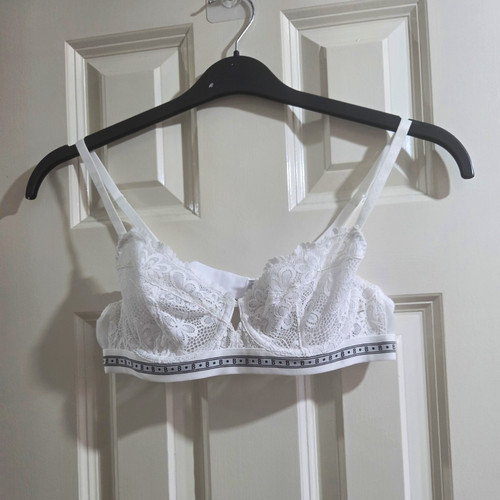 Marks spencer white floral - &,