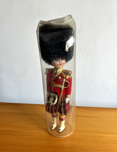 Vintage british guard - british,