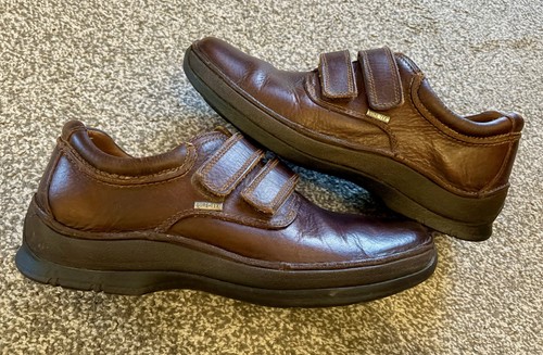 Clarks goretex hook - and, loop