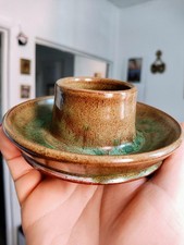 Handmade vintage egg cup dish from Bolingey Pottery, Perranporth (Cornwall, UK).