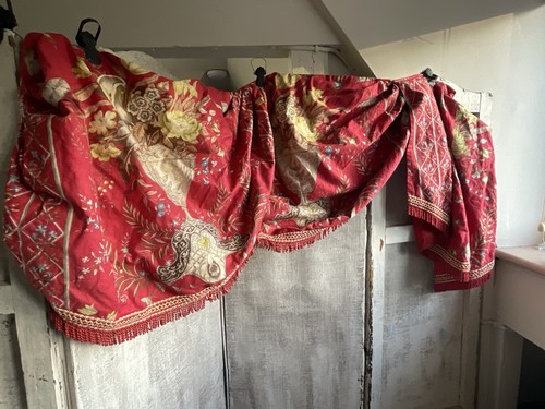 Antique fabric red - red, floral
