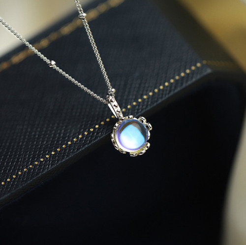 Dainty moon blue pendant - blue,