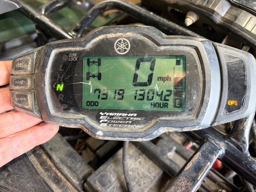 Yamaha grizzly 700 - ,