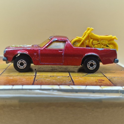 Matchbox superfast holden - matchbox,