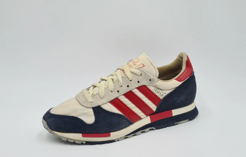 Vintage 1980s adidas - vintage,