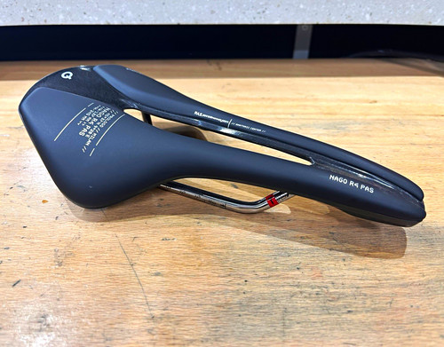 Prologo nago pas - r4,
