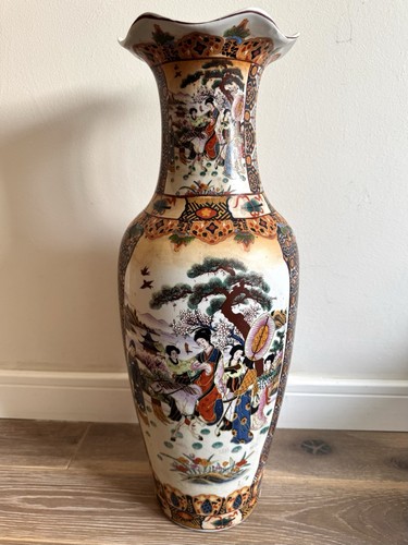 Large satsuma style oriental - style,