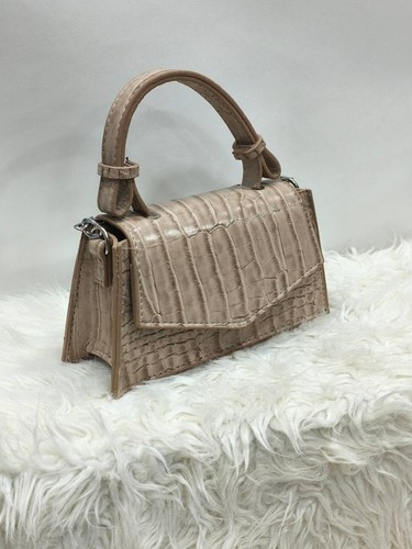 Elegant beige handbag with - , a