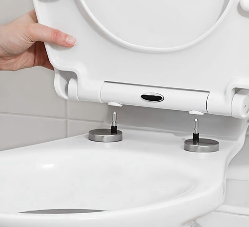 Tanness quick release - release, toilet