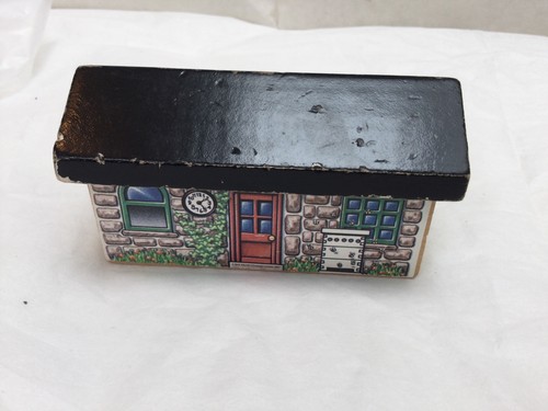 Wooden thomas and friends - thomas,