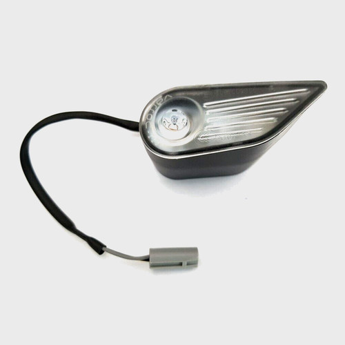 Front indicator right side - front,