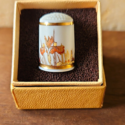 China porcelain sewing thimble - sewing,