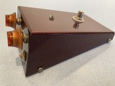 Axis Fuzz - Roger Mayer - pre-built fuzz pedal