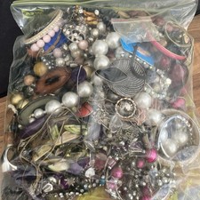 7kg broken jewellery - 1.7kg,
