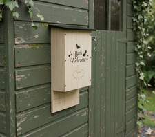 Bat House Wooden Nesting Box Roosting Shelter Habitat Garden Wildlife Decor
