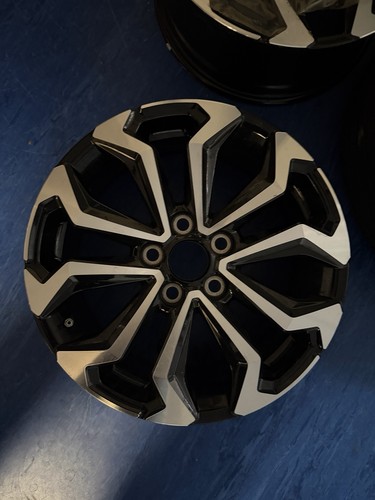Toyota alloy wheels - toyota, 17”