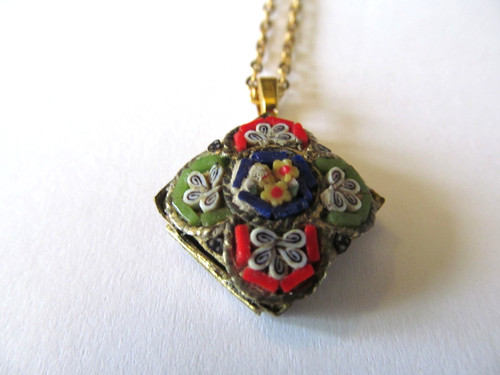 New handcrafted triangle - new,