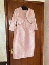 Mother of the bride/ groom