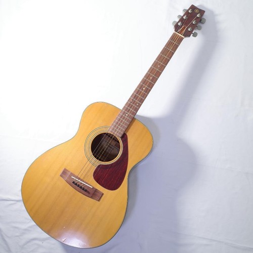 Yamaha 130 acoustic guitar - yamaha,