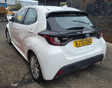 TOYOTA YARIS 2020+ HATCHBACK HYBRID 4X WHEEL NUTS FOR BREAKING/SPARES