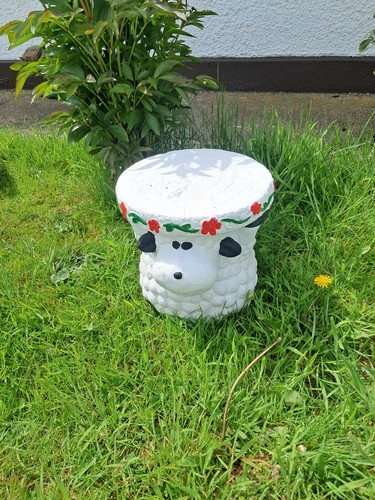 Sheep stool table - stool/table, latex