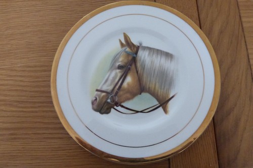 Pall mall ware horses - mall,