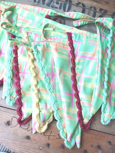 Beautiful crochet and fabric - crochet,