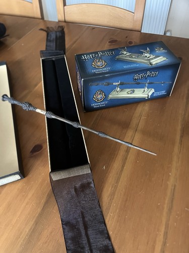 Harry potter hogwarts wand - harry,