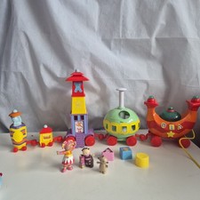 In The Night Garden Ninky Nonk Musical Train Lights Sounds Shape Sorter Figures