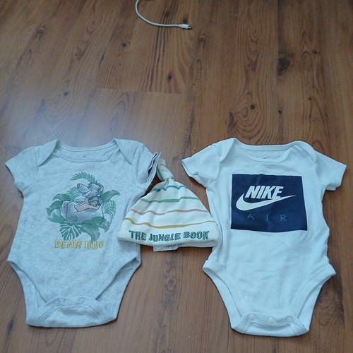 Baby bodysuits x2 - , bnwt