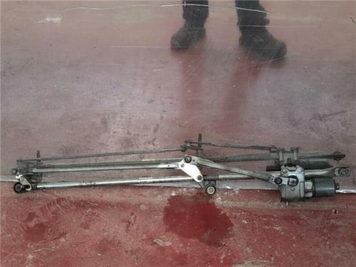 991395 front windscreen wiper